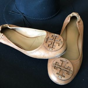 Tory Burch “Reva” ballet flat